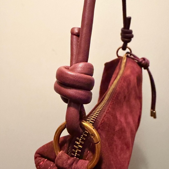 Burgundy Faux Suede Knot-Strap Shoulder Bag – Gold Hardware - Picture 5 of 10